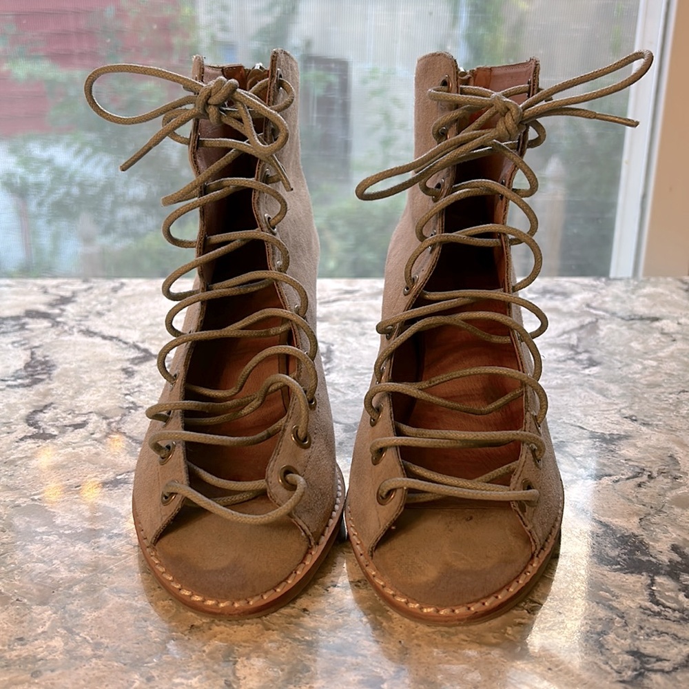 Jeffrey Campbell Grey Lace-Up Heels - Size 7 - Picture 2 of 4
